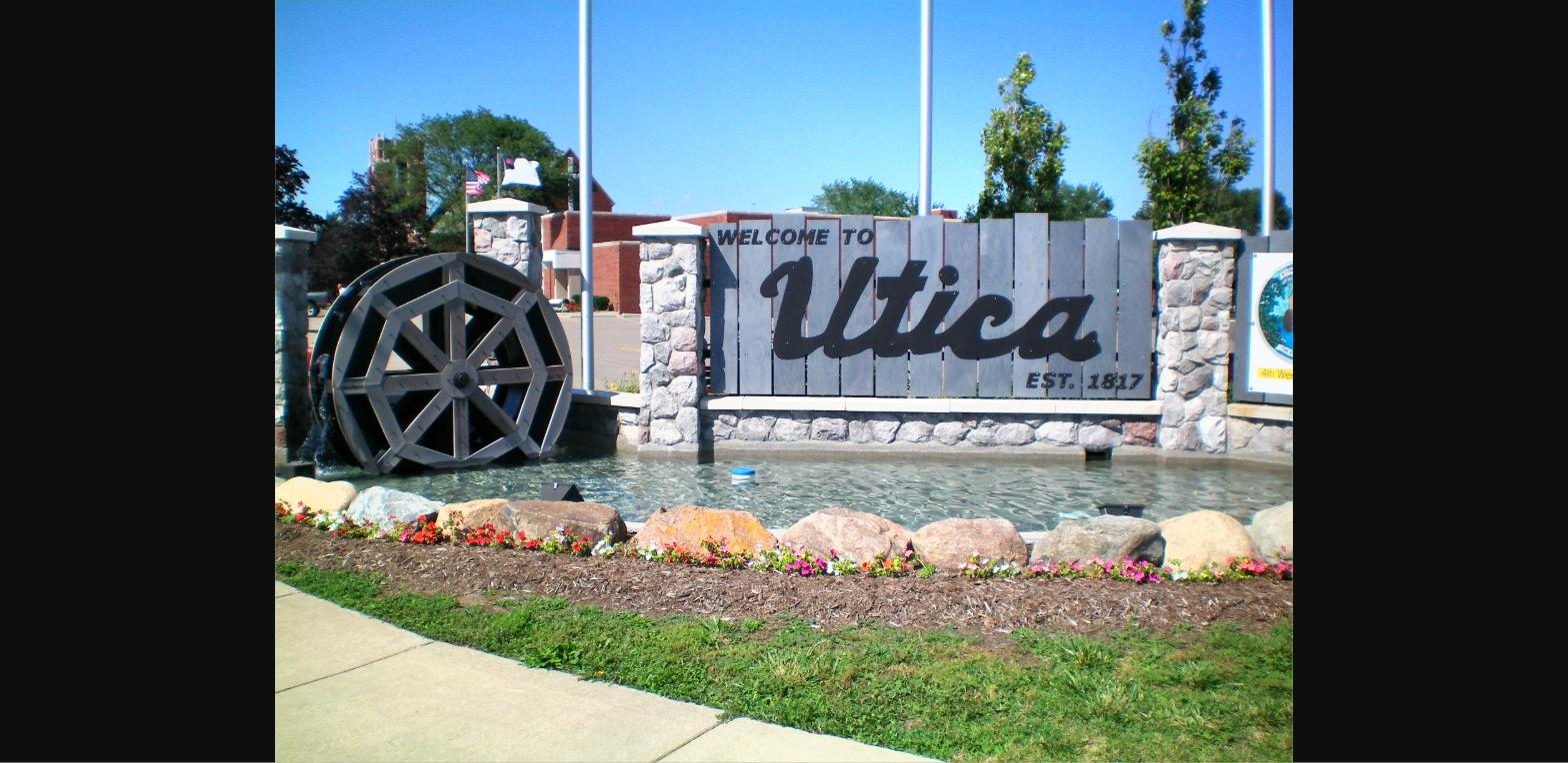 Welcome to Utica, Michigan sign and fountain